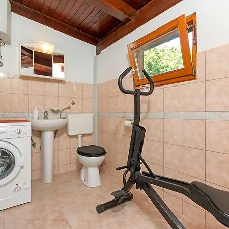 Studio Apartment Oliva Apartment Pula