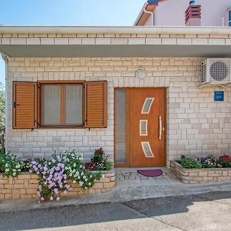 Apartment Studio Apartment Oliva Pula