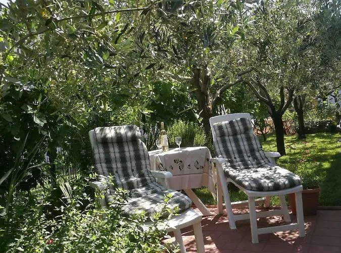 Oliva Apartman Póla